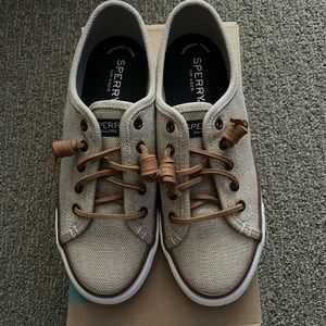 Sperry Seacoast Waxy Canvas Sneakers, Size 6 (NWT)